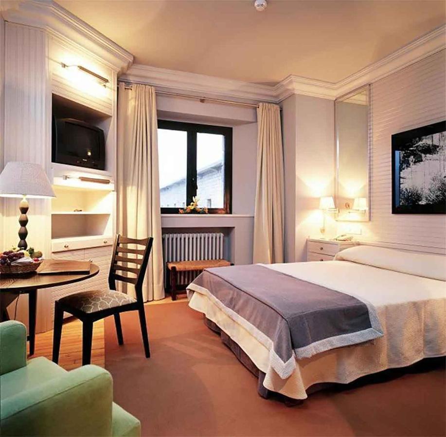 Parador De Vielha Eksteriør billede