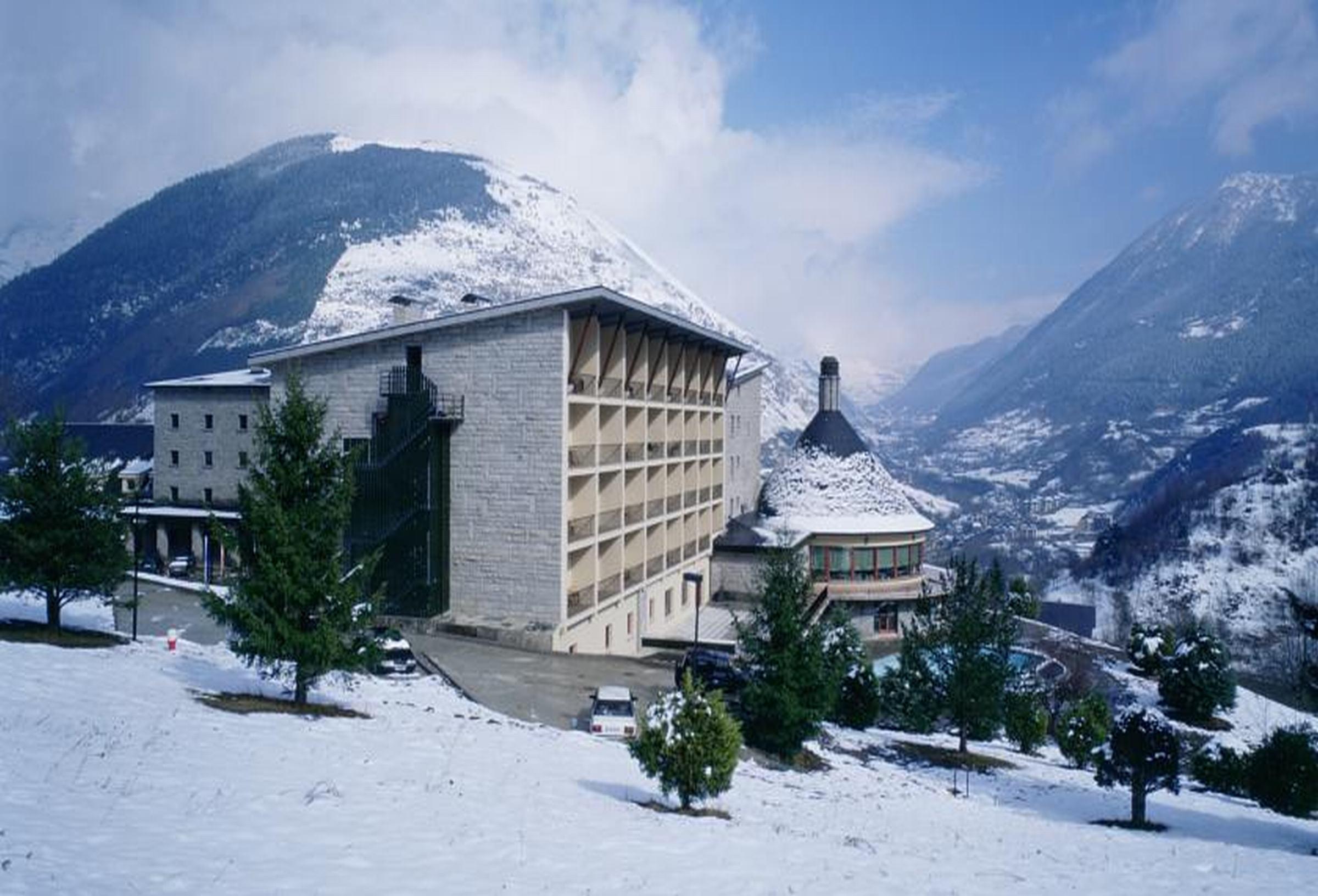 Parador De Vielha Eksteriør billede